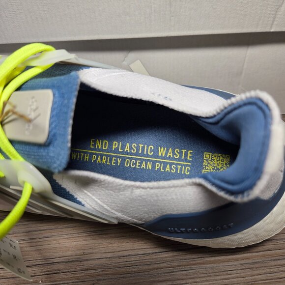 Adidas Ultraboost 22 Running Shoes – White,Grey,Blue,Yellow : Size – 6.5 Women’s - Picture 9 of 12